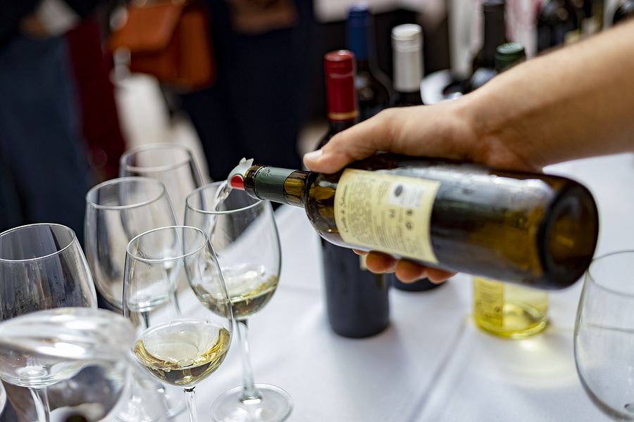 LouVino Wine Tasting Event