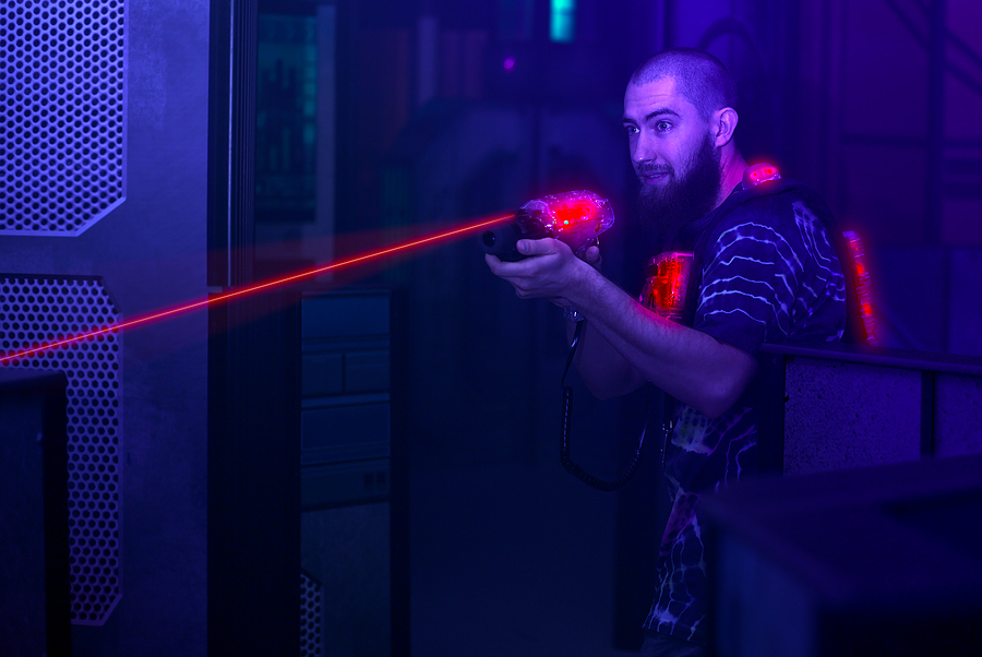 laser gun fight game