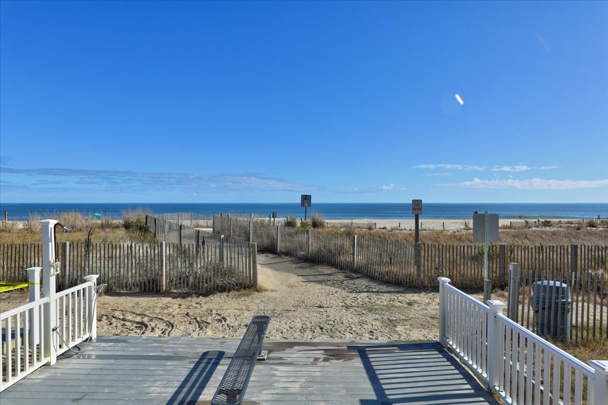 10700 Coastal Hwy #402 | Ocean City, MD | Atlantic Shores Sotheby’s ...