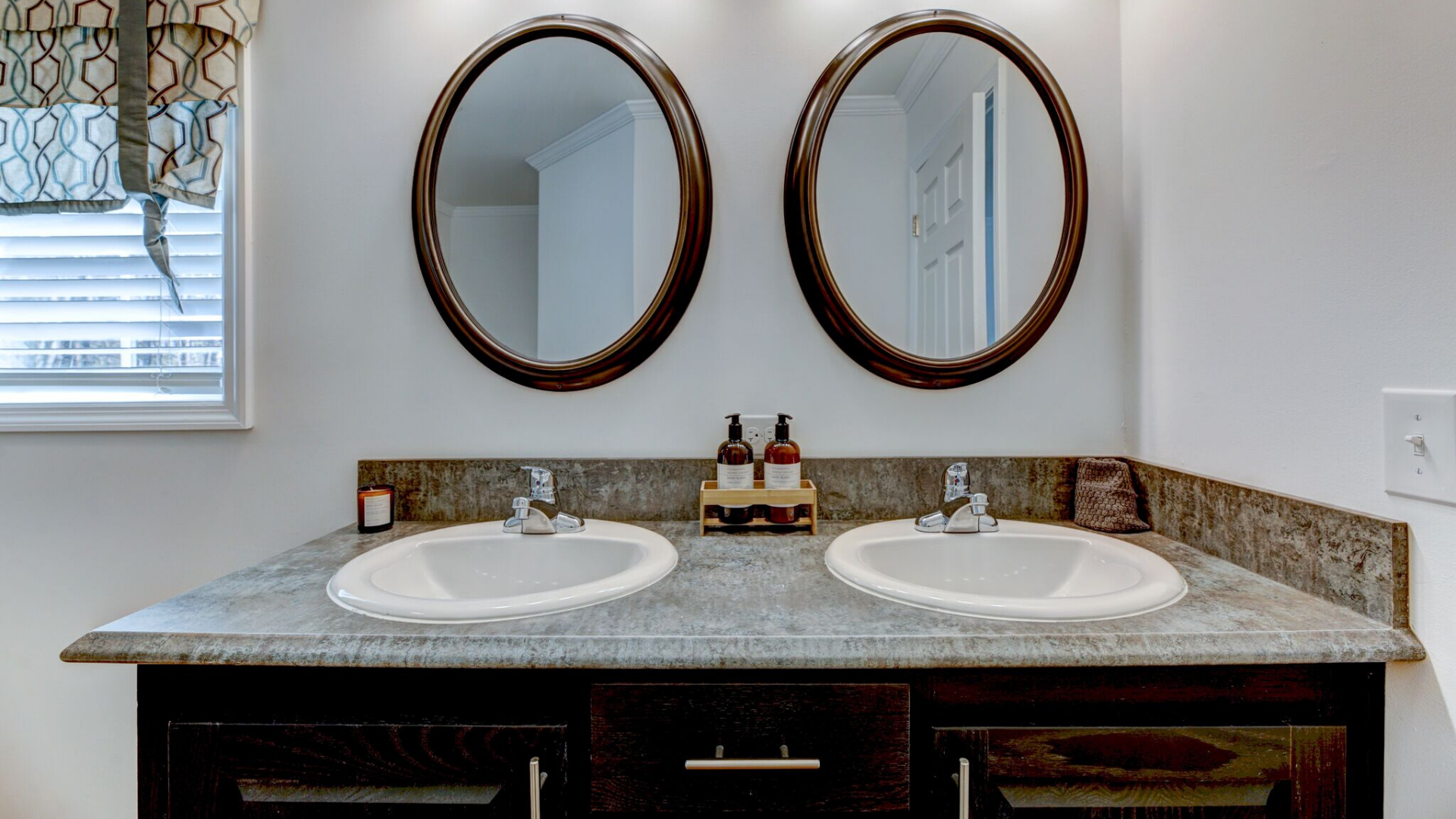 7142 Arcadia Circle Master Bathroom