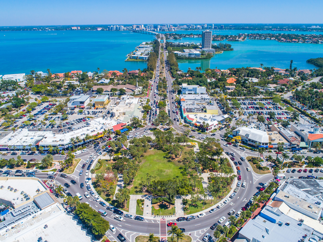 tourist in sarasota fl