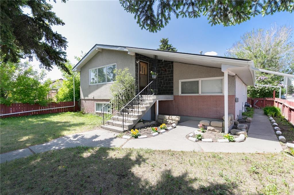 House for sale in Forest Lawn Calgary