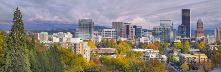 What Living in Portland is Like  🏆 Is Moving to Portland a Good Idea?