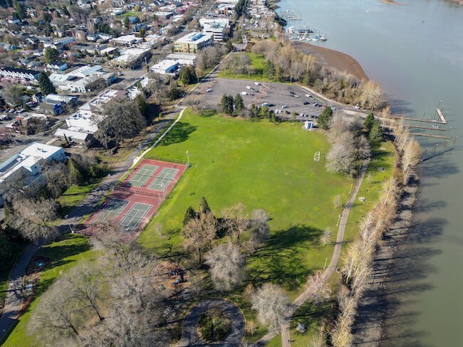 Willamette Park Tennis Courts & Boat Ramp in South Portland, Oregon