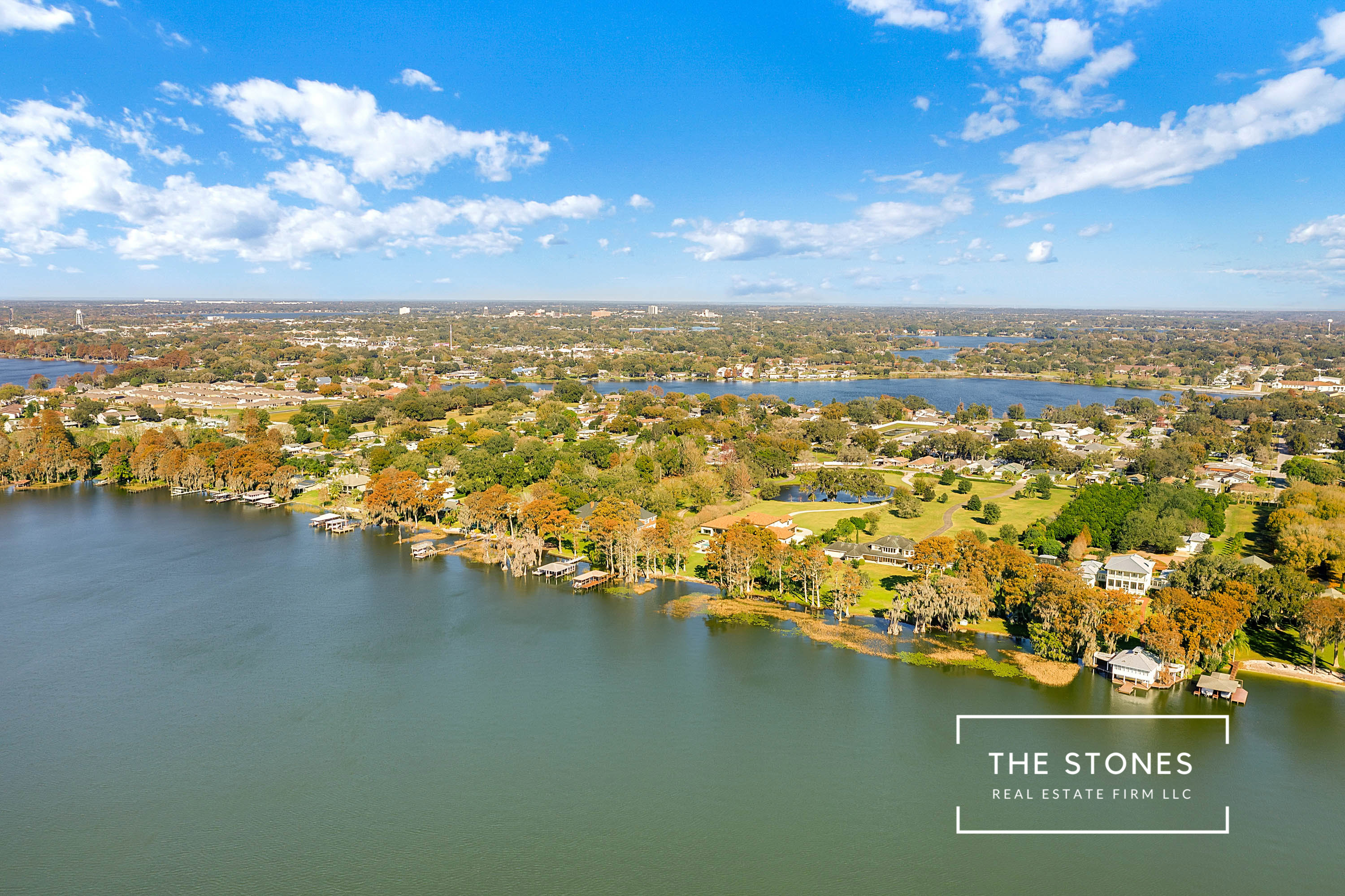 aerial photo of a lakefront home on lake Eloise in winter haven