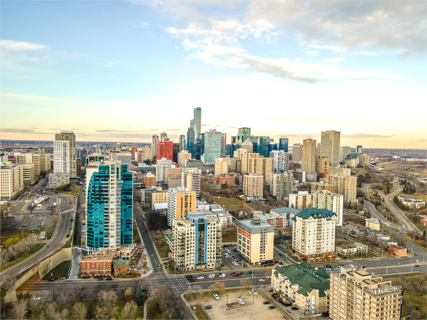 Condominiums for Sale in Downtown Edmonton - Updated Daily