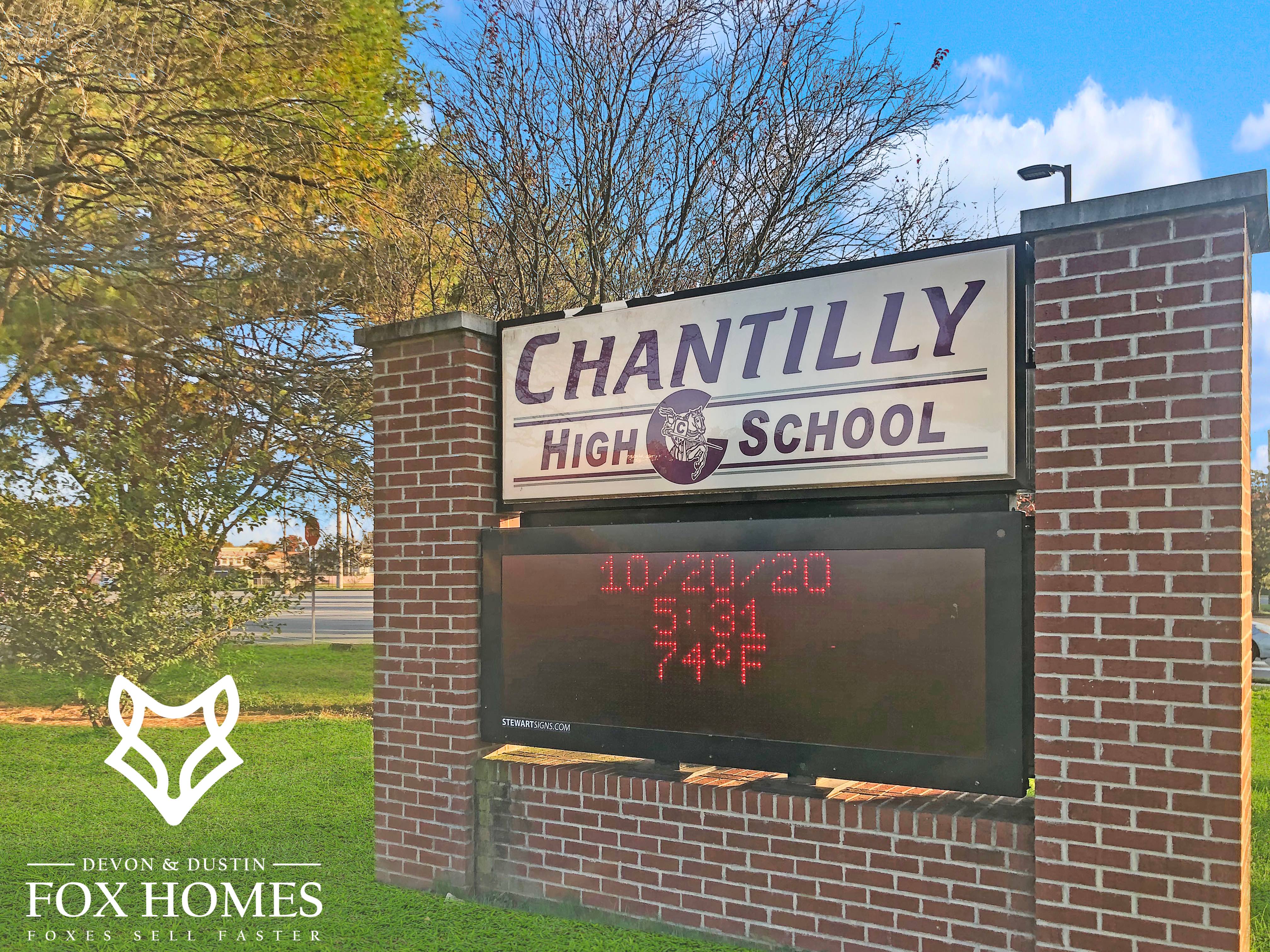 Chantilly_School_District_Homes_For_Sale_Devon_and_Dustin_Fox_Entrance Sign
