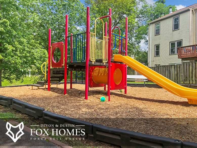 Heritage Crossing playgrounds and tot lots