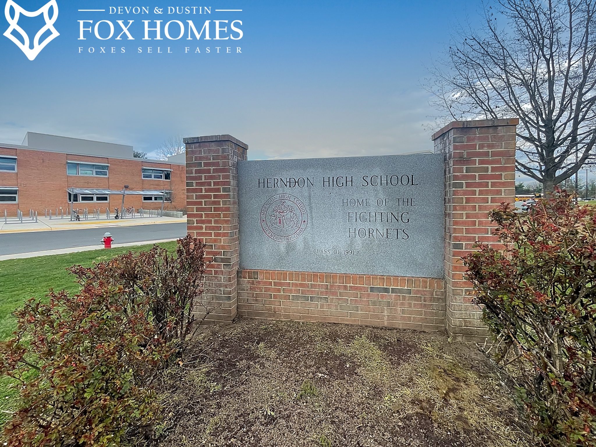 Herndon_District_Homes_For_Sale_Devon_and_Dustin_Fox_Fox_Homes_Team_Front_Sign