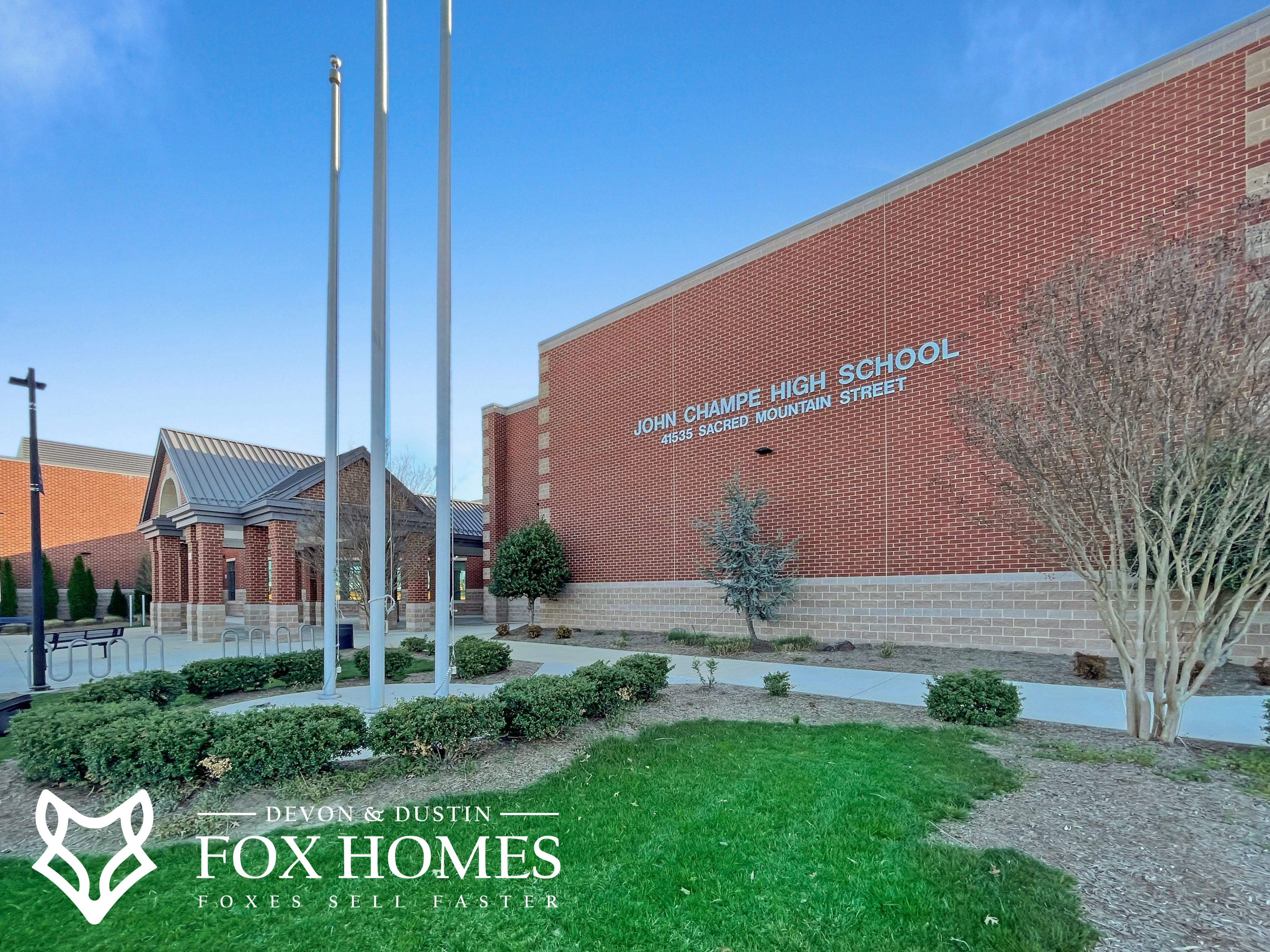 Homes-For-Sale-In-John-Champe-High-School-District-Devon-and-Dustin-Fox-Fox-Homes-Team-Entrance