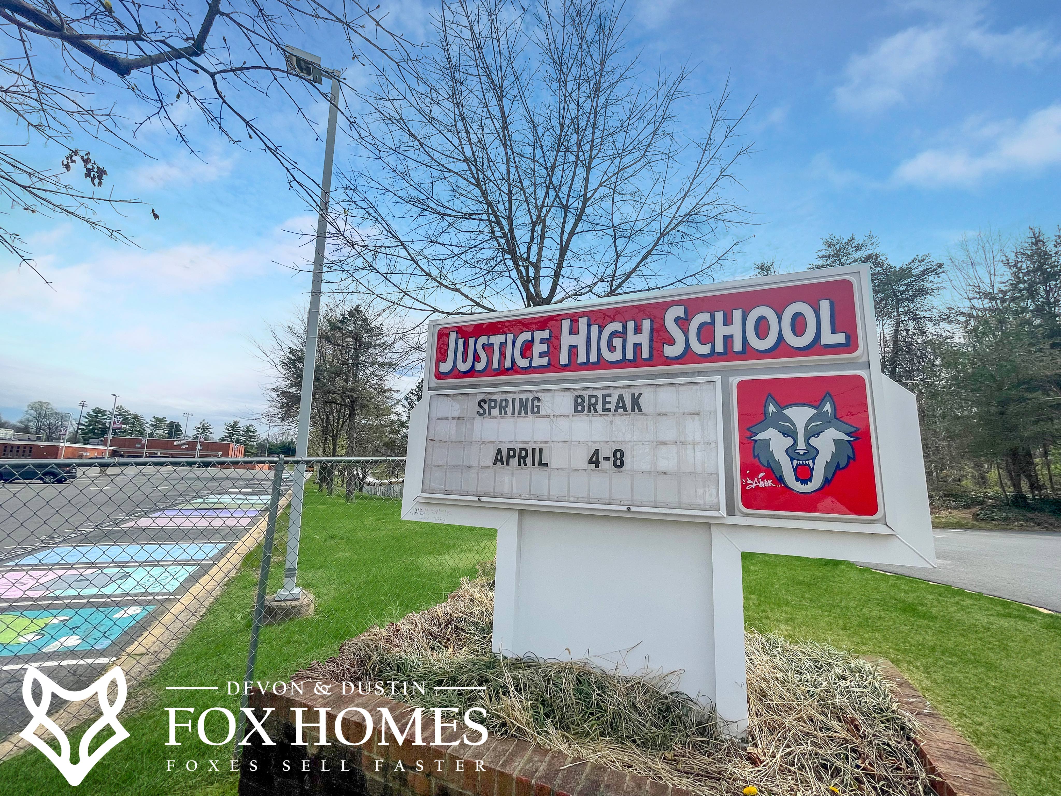 Homes-For-Sale-In-Justice-High-School-District-Devon-and-Dustin-Fox-Fox-Homes-Team-Front-Gate Homes-For-Sale-In-Justice-High-School-District-Devon-and-Dustin-Fox-Fox-Homes-Team-Front-Gate