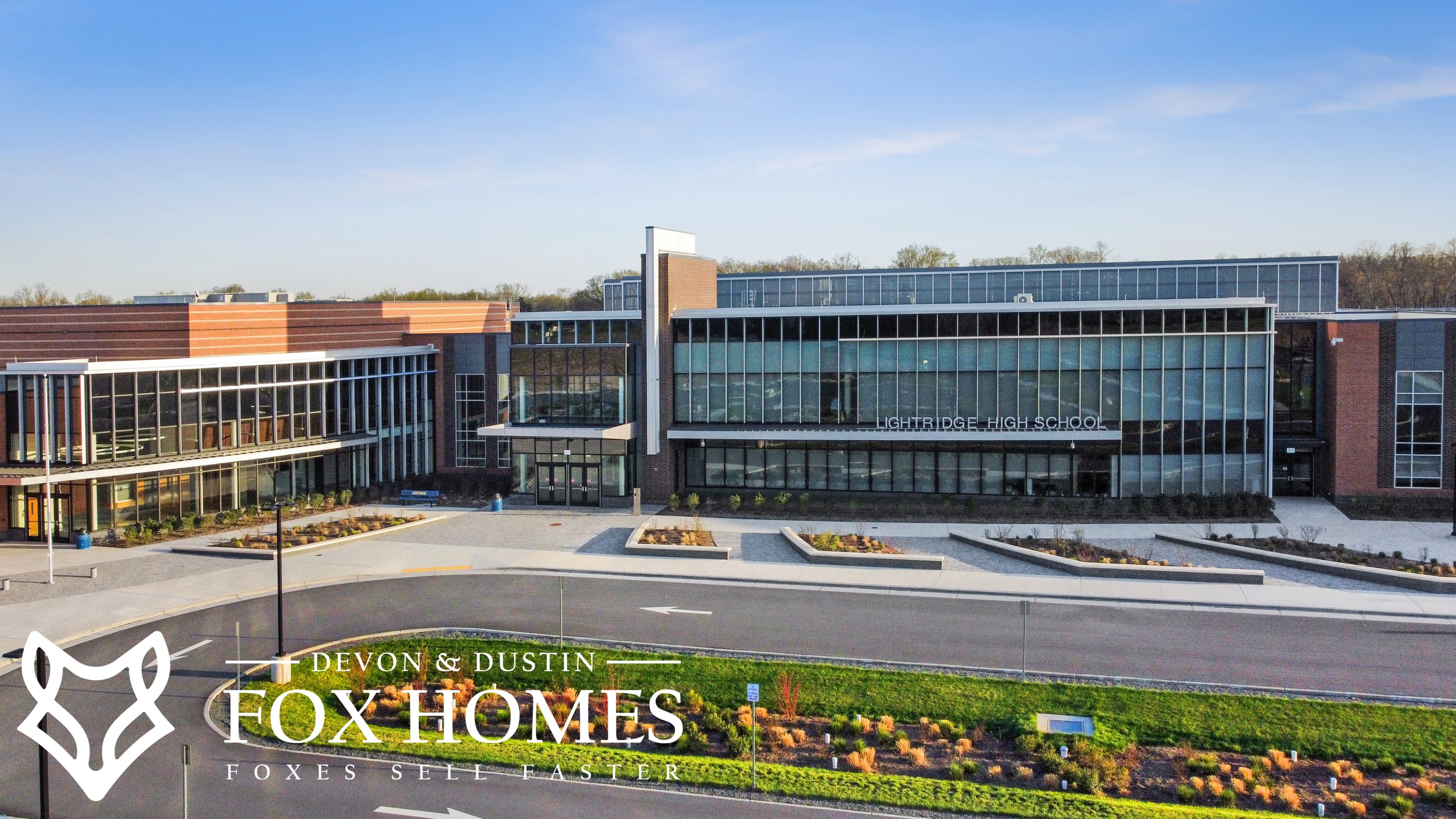 Homes-For-Sale-In-Lightridge-High-School-District-Devon-and-Dustin-Fox-Fox-Homes-Team-Main-Entrance