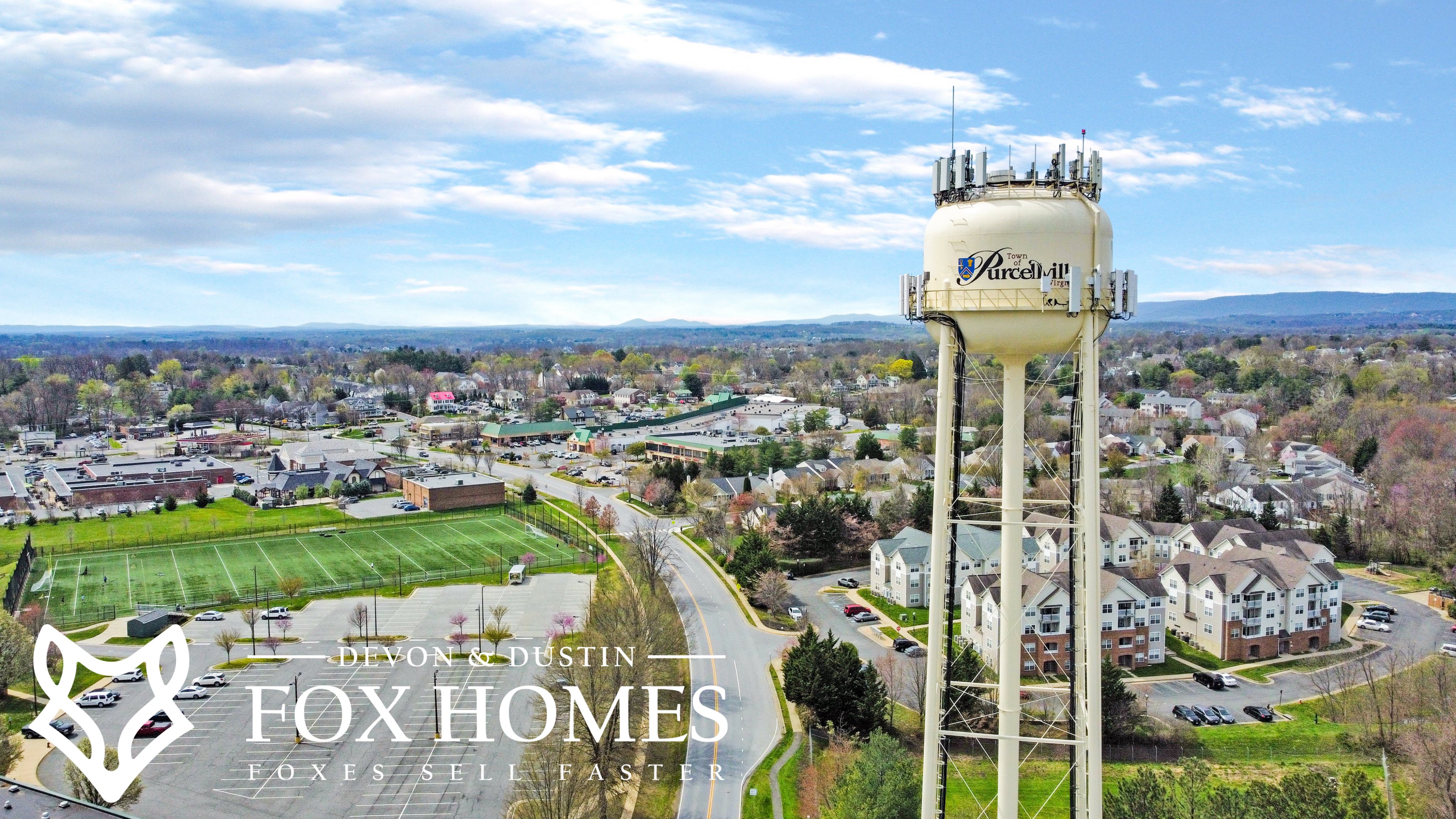 Homes-For-Sale-In-LoudounValley-High-School-District-Devon-and-Dustin-Fox-Fox-Homes-Team-Ariel-View Homes-For-Sale-In-LoudounValley-High-School-District-Devon-and-Dustin-Fox-Fox-Homes-Team-Ariel-View