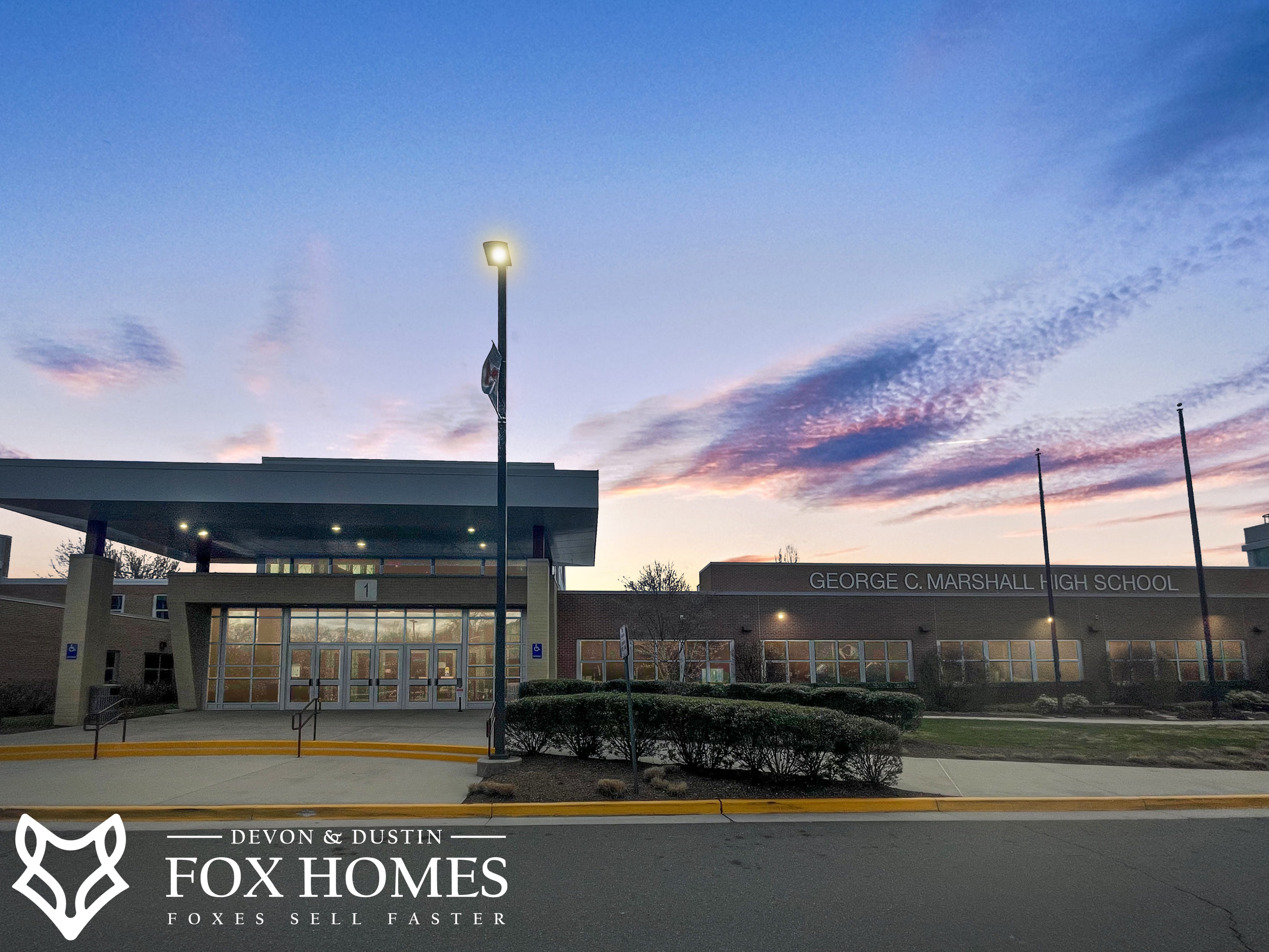 Homes-For-Sale-In-Marshall-High-School-District-Devon-and-Dustin-Fox-Fox-Homes-Team-Front-Entrance