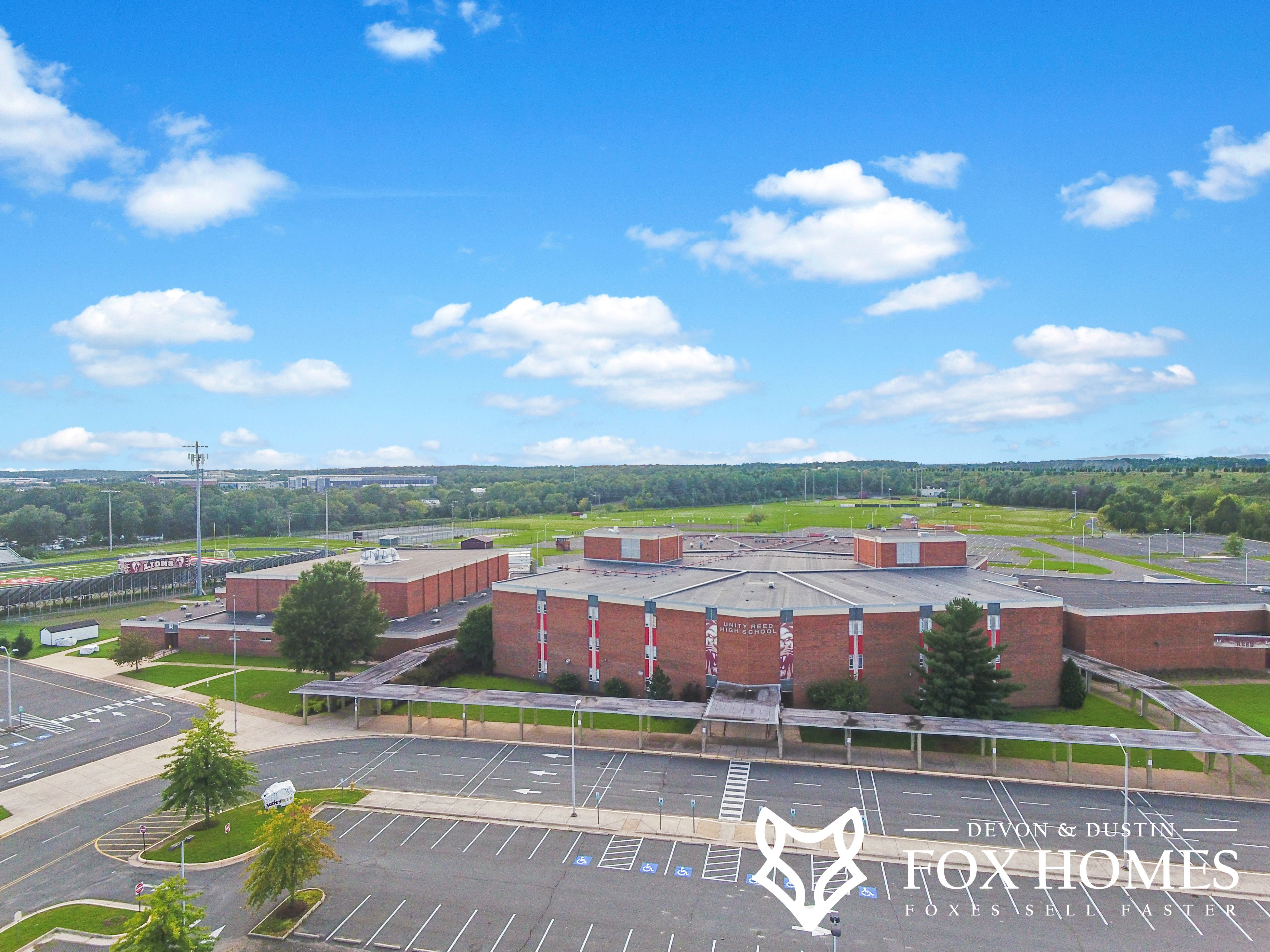 Homes-For-Sale-In-Untity-Reed-High-School-District-Devon-and-Dustin-Fox-Fox-Homes-Team-Whole-Campus