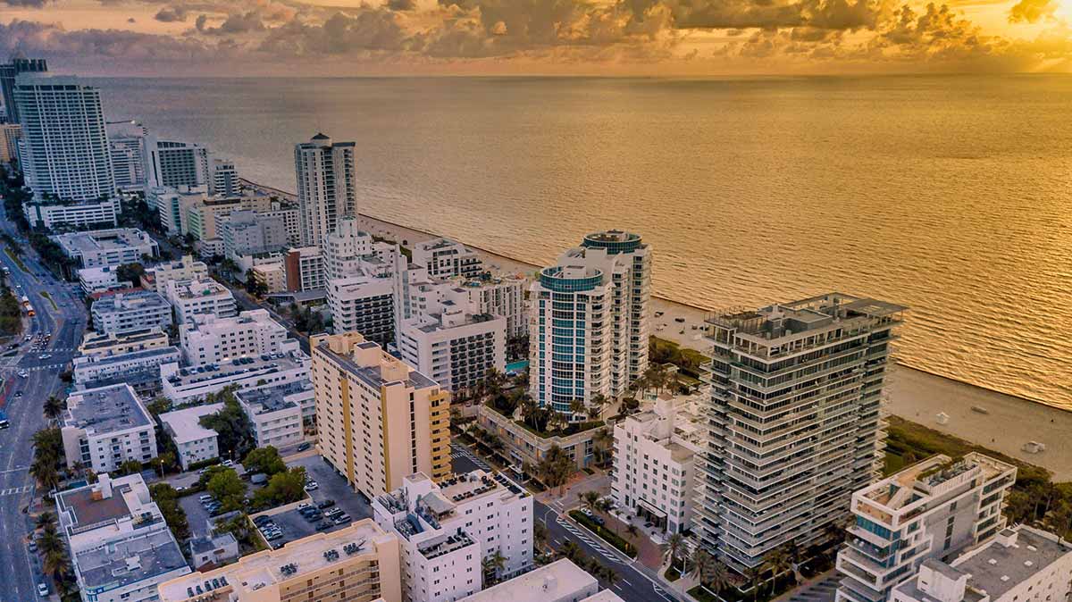 Living in MidBeach, Miami Beach, FL Neighborhood Guide