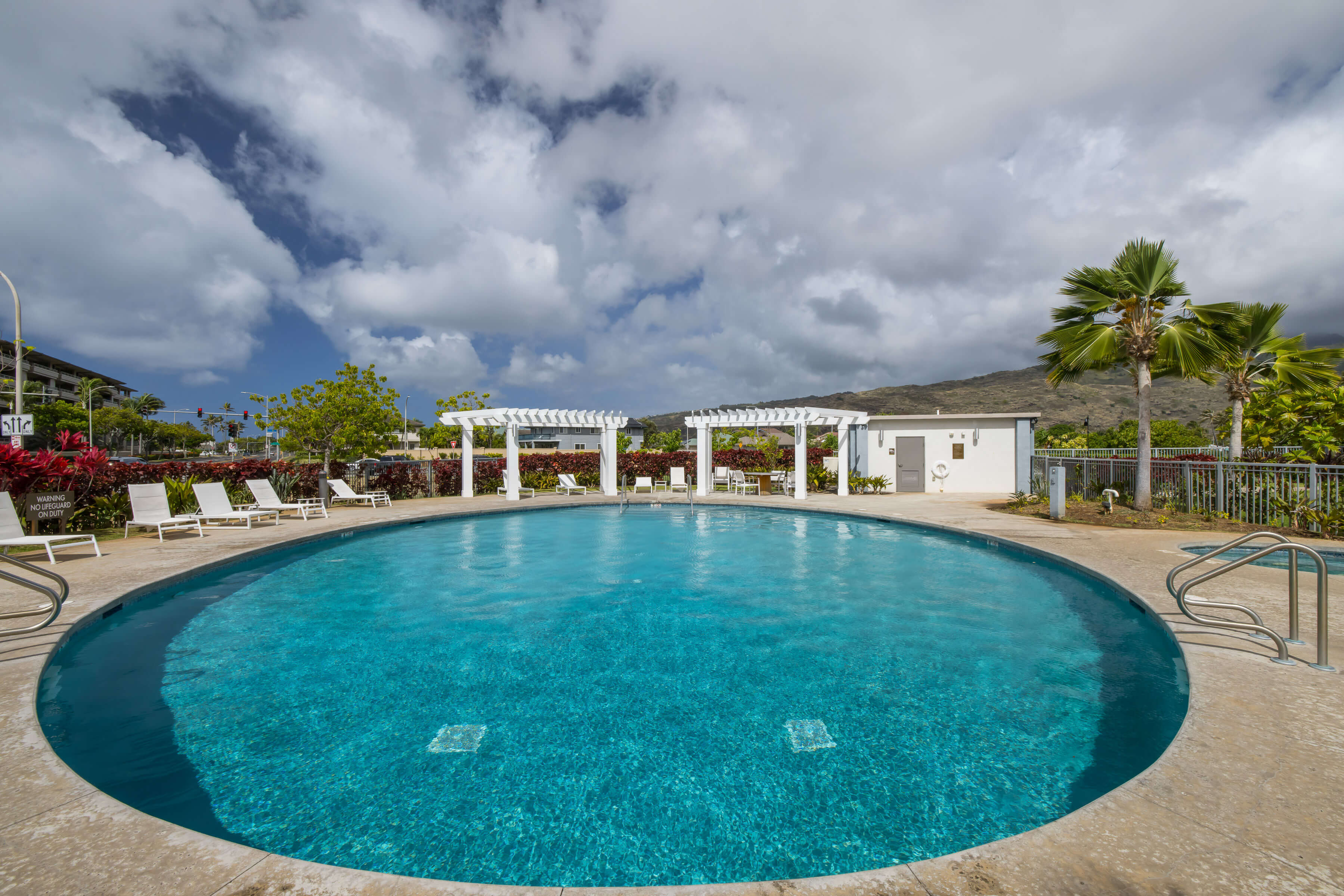 hale ka lae pool
