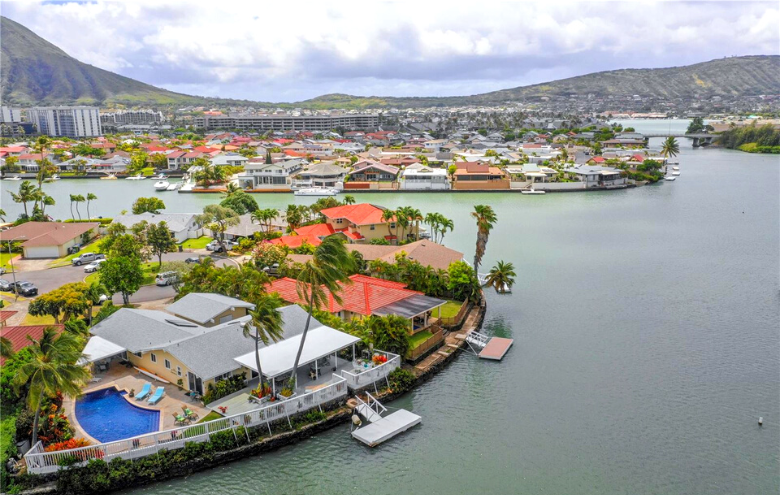 homes for sale in spinnaker isle hawaii kai