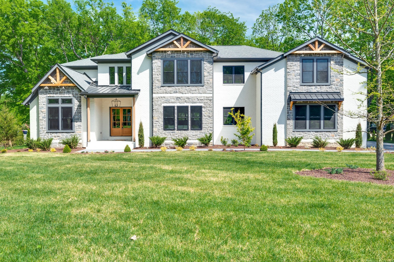 Brentwood Pointe