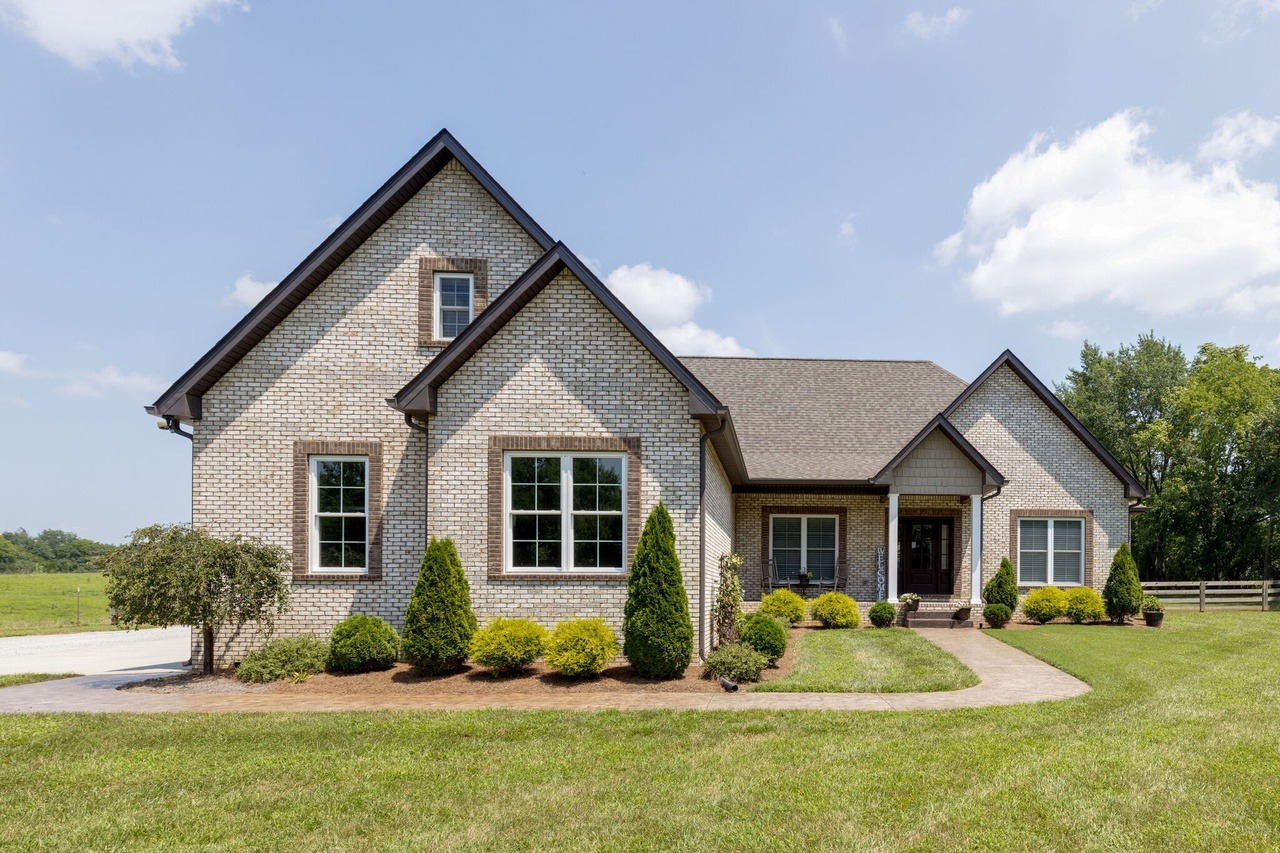 Spring Hill Acreage Homes