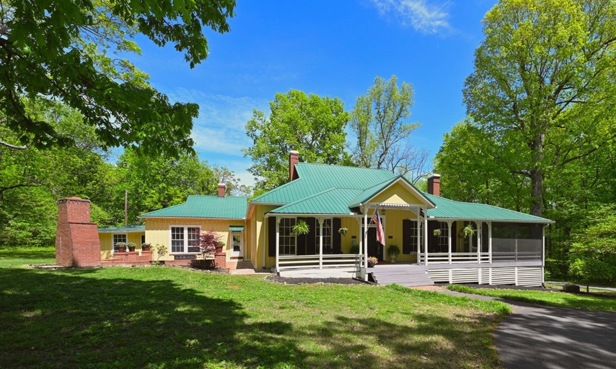 Greenbrier, TN Historic Homes for Sale