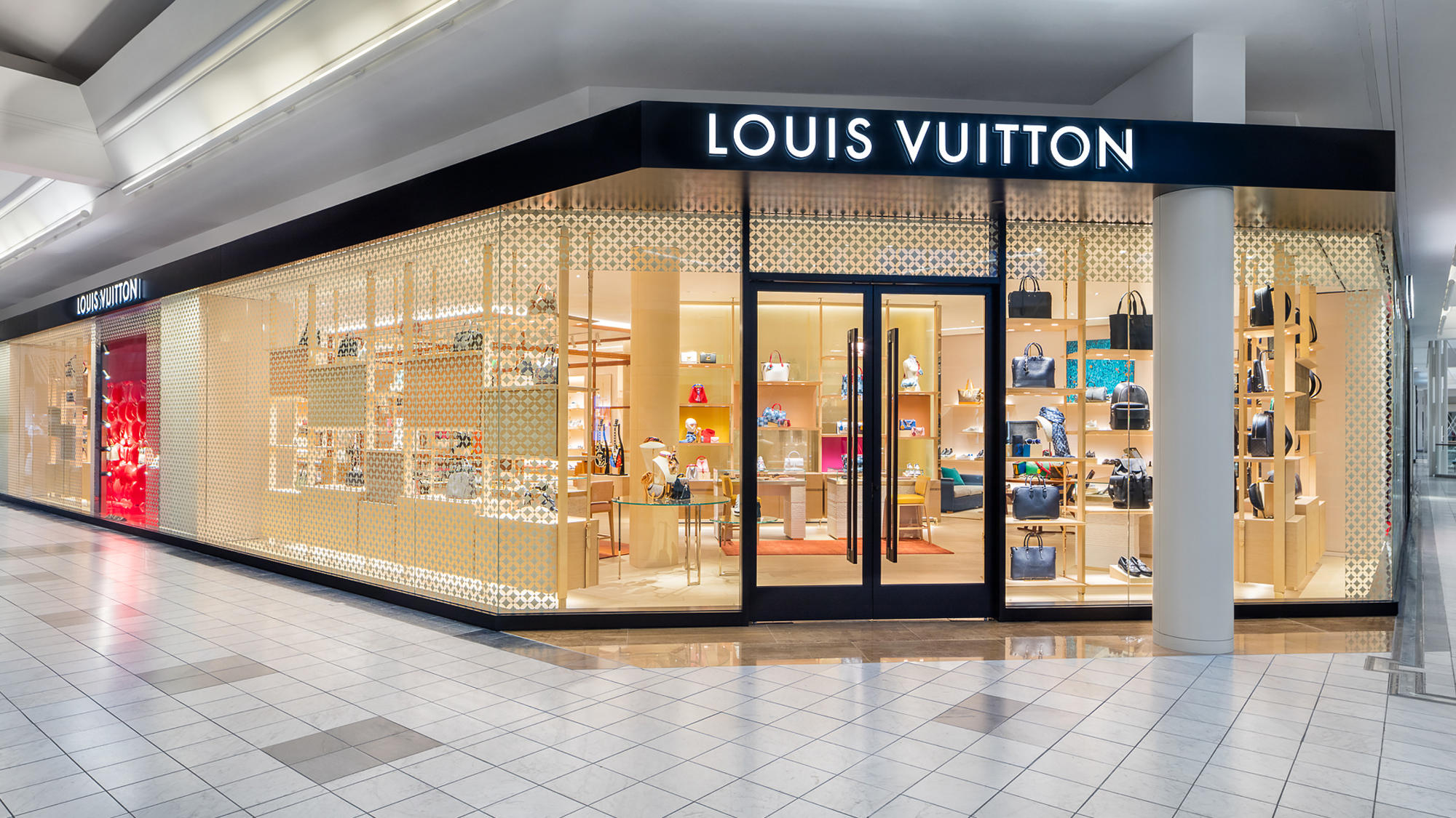 Louis Vuitton, TN