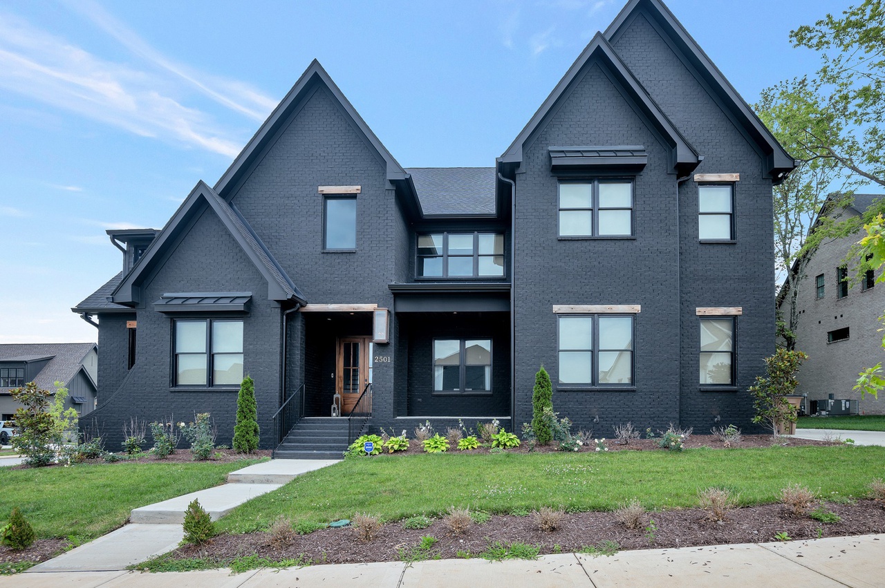 2501 Pullman CT, Thompson TN