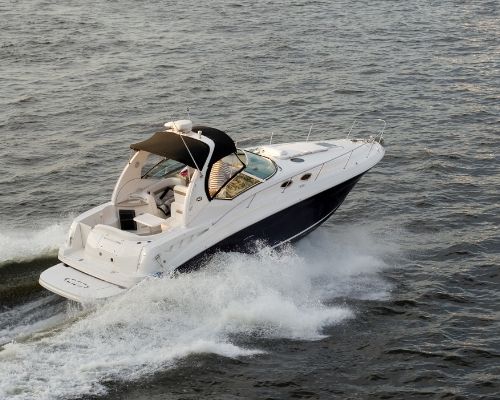 What Type of Boat Fits Your Lake Lifestyle? What Type of Boat Fits Your Lake Lifestyle?