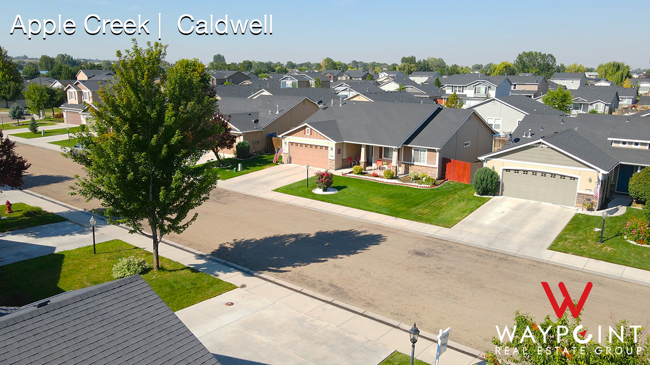 Apple Creek Real Estate
