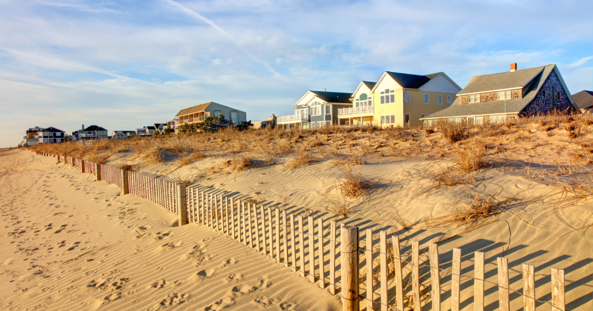 5 Reasons Why People Buy a Beach House in Delaware & Maryland