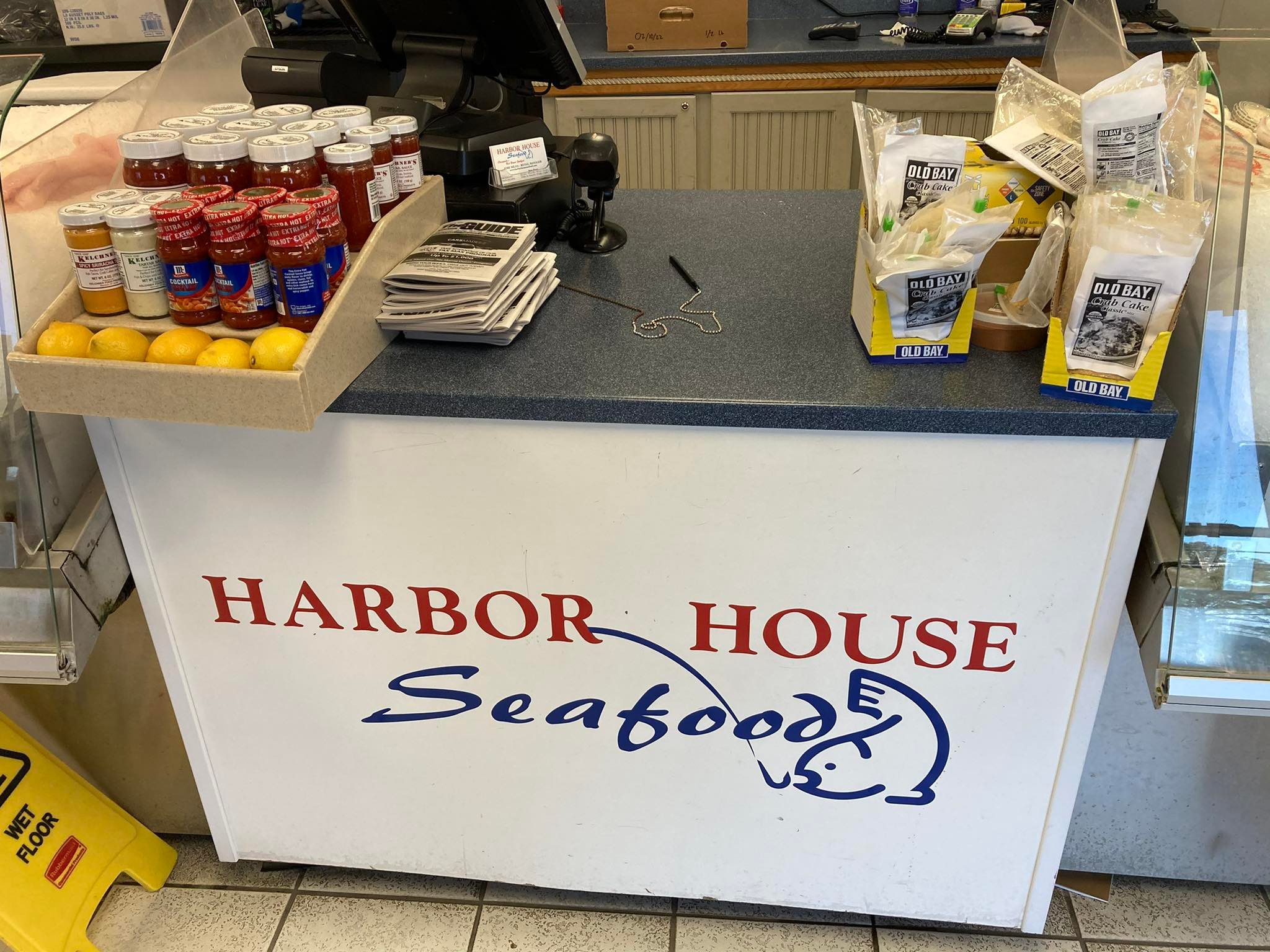 Harbor House Counter