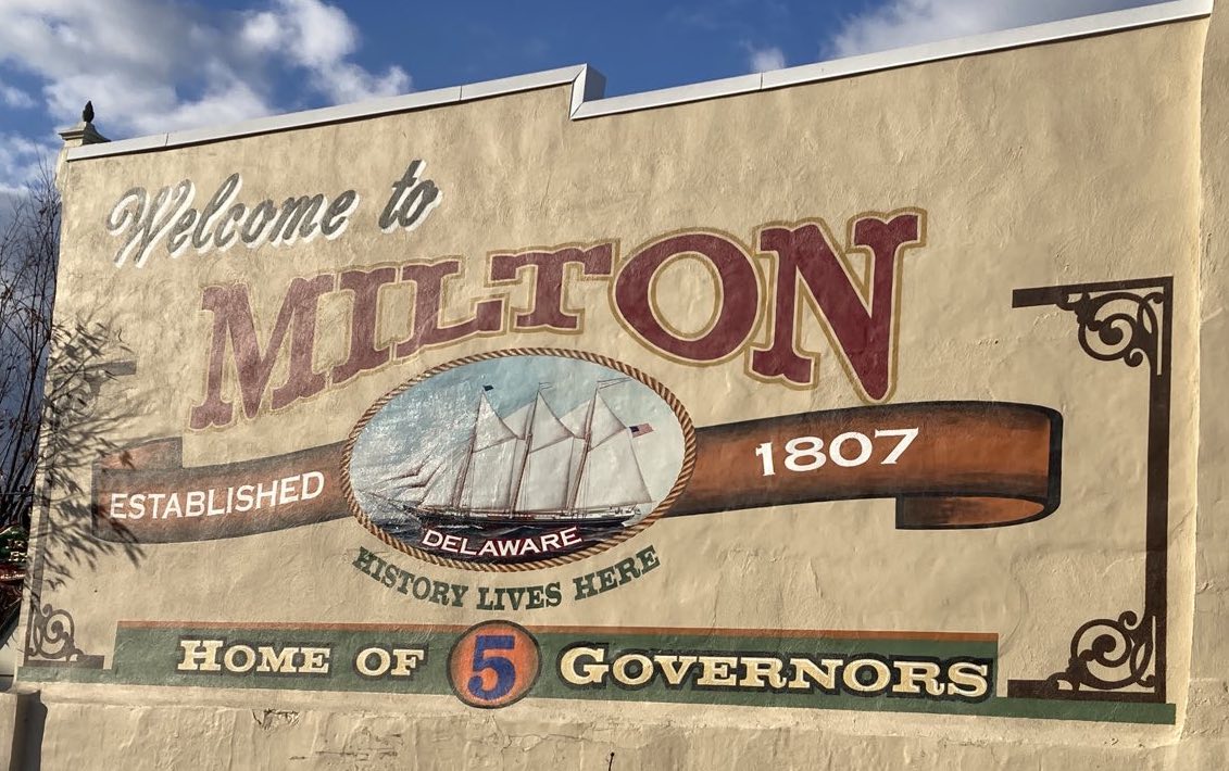 Milton Sign on Business