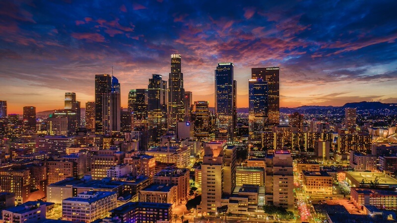 16 Best Places to Live in Los Angeles: Top LA Neighborhoods