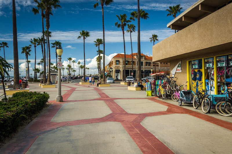 4 Things You Should Do at the Newport Beach Boardwalk