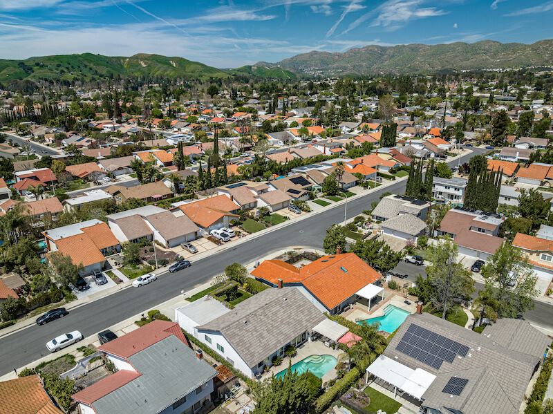 What are the Homes Like in Panorama City?