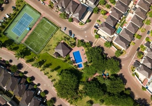 What to Know about Buying into a Gated Community in Fort Myers, Florida What to Know about Buying into a Gated Community in Fort Myers, Florida