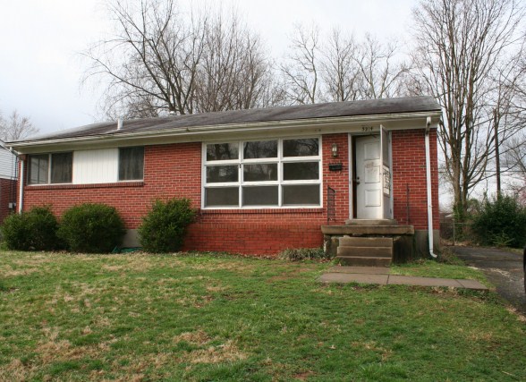 Front view of 3214 Radiance Louisville KY