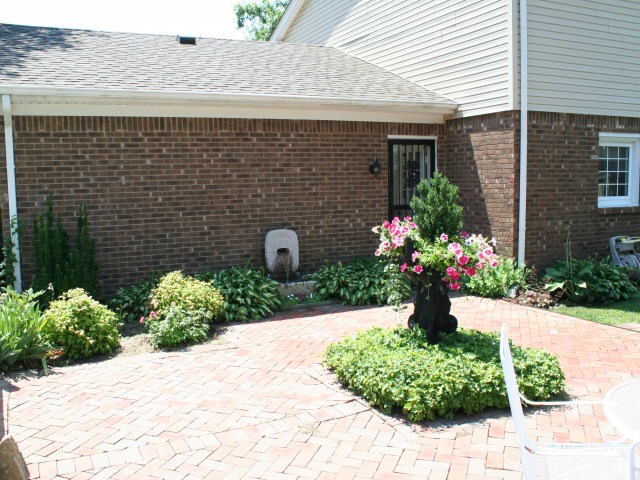 Patio on 309 Revolutionary Rd