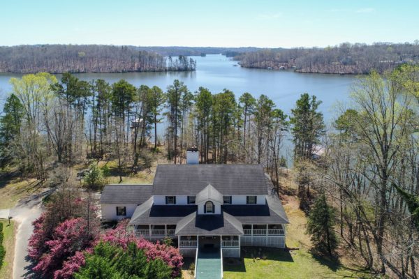 Lake Lanier Real Estate - Homes for Sale in Lake Lanier