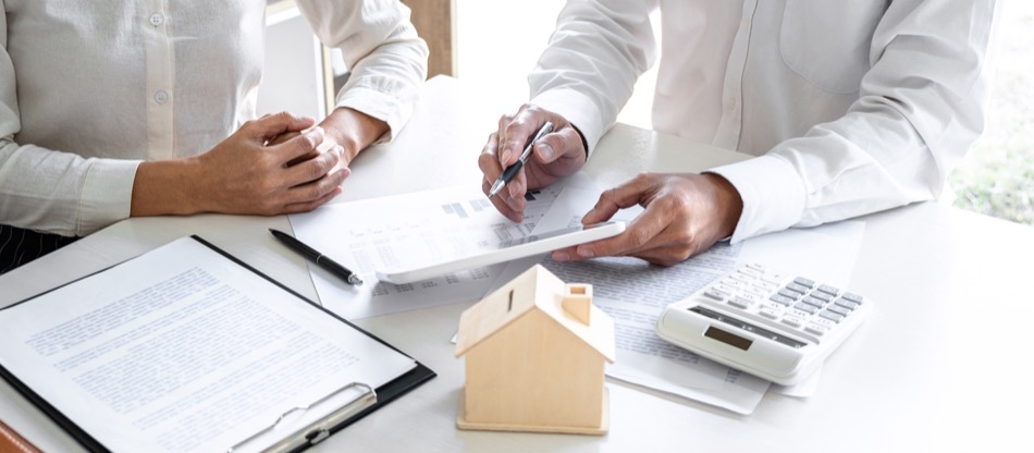 Thinking of Buying a Home? These 4 Tips Can Ease the Mortgage Application Process