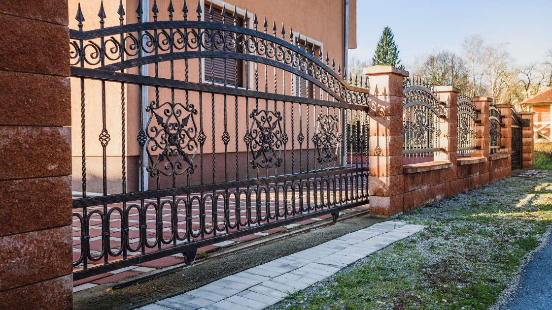 5 Benefits of Adding Wrought Iron Fencing Around Your Home