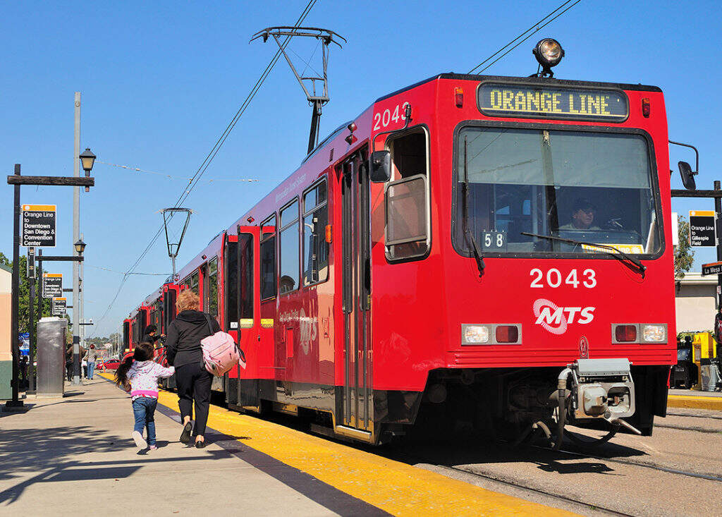 Reasons Why Buying a Home in San Diego is Better Than Los Angeles - Transportation