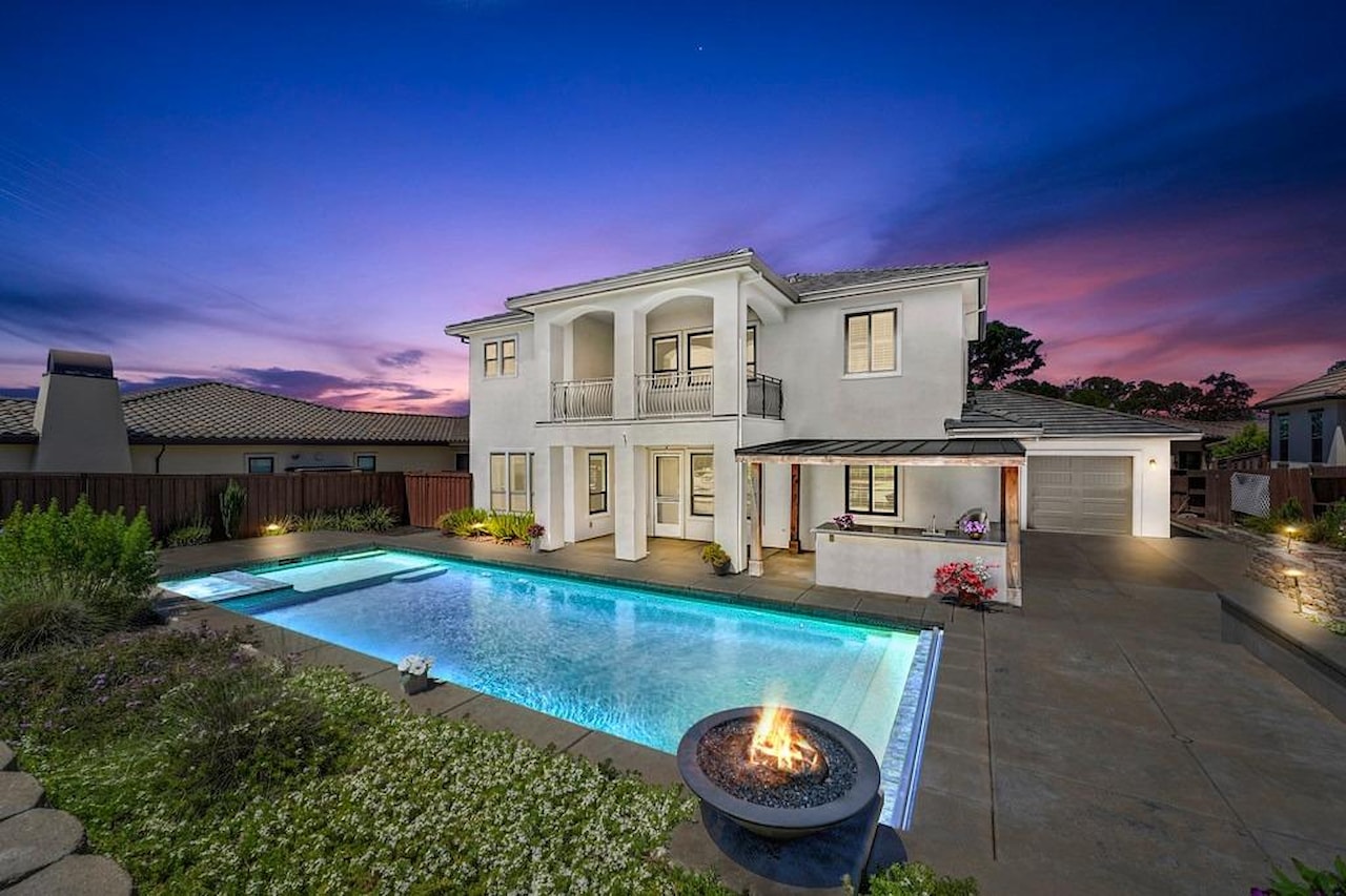 pool house pool house