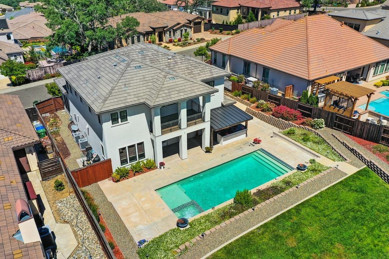 pool house pool house