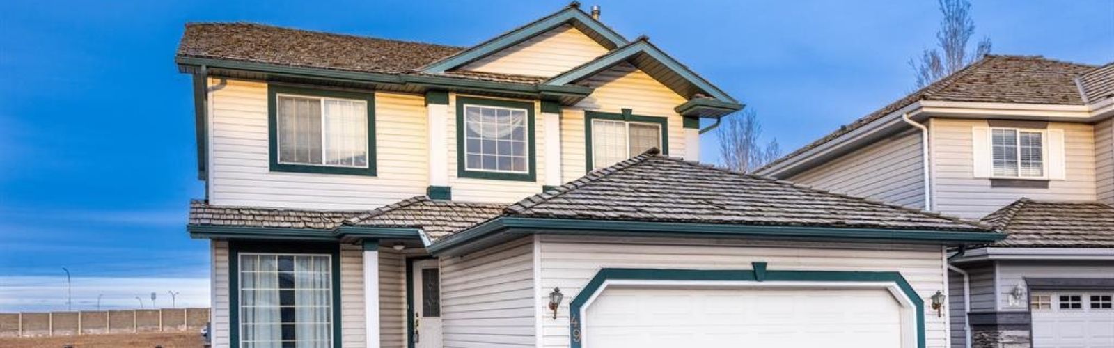 Douglasdale/Douglas Glen -Southeast Calgary Real Estate