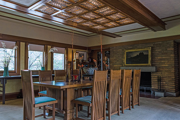 Dining room in the Allen House