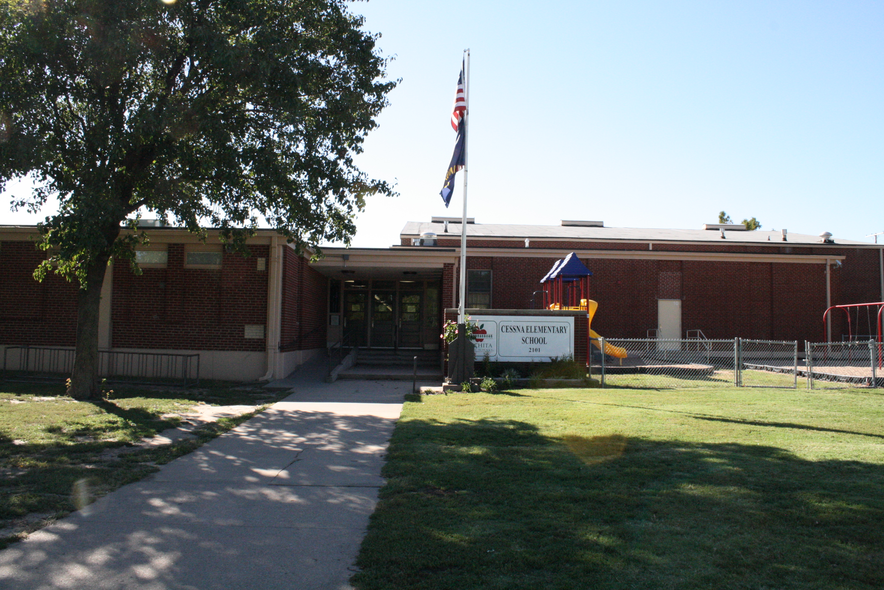 Image of the front of Cessna Elementary School