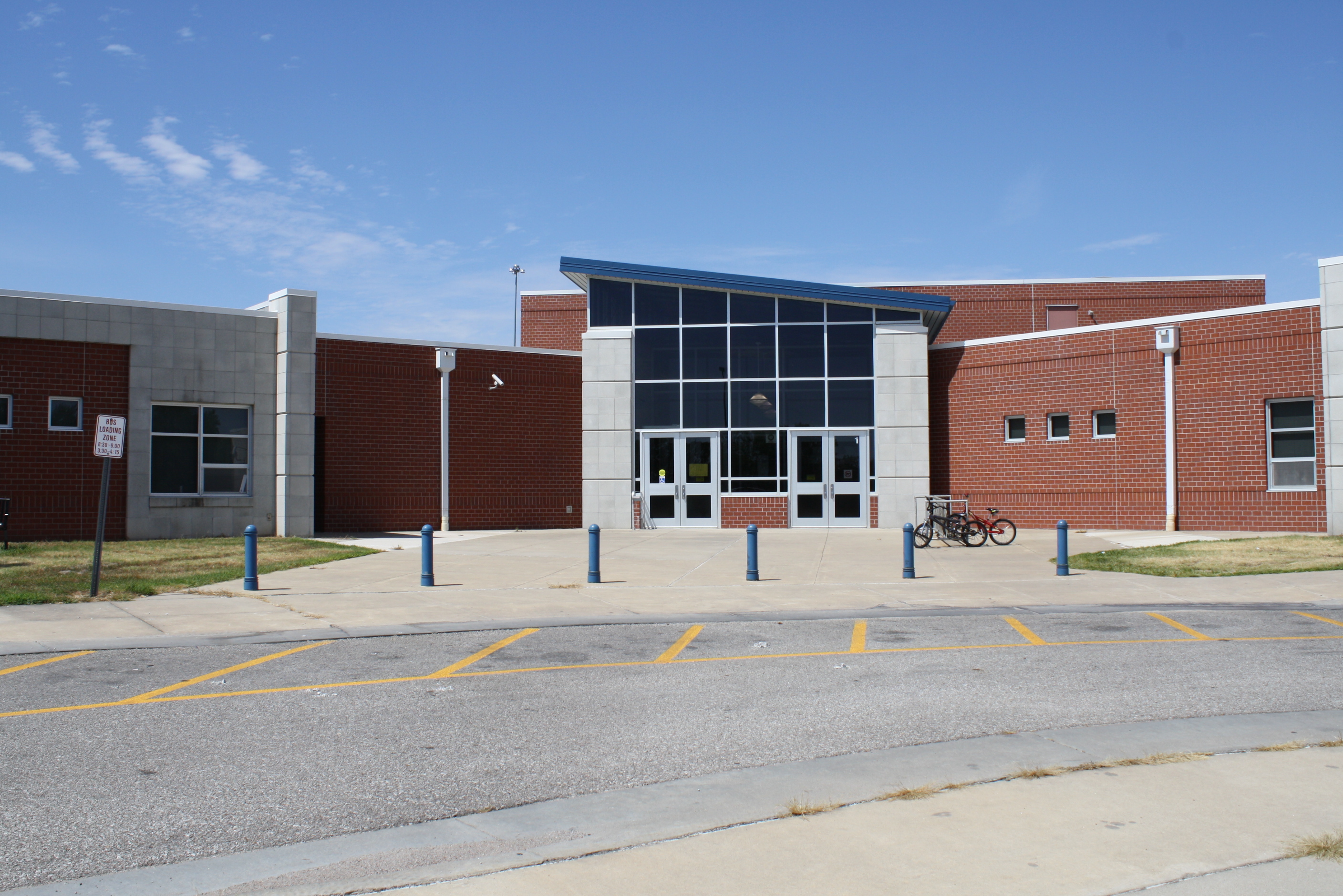 Image of the front of Enterprise Elementary School