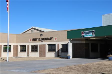 Image of the front of Isley Elementary School