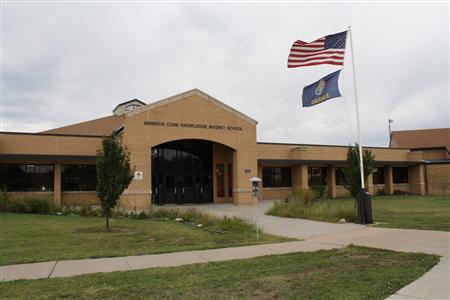 Image of the front of Minneha Elementary School